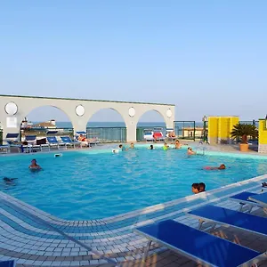 Diffuso Premium 4 Stars - The Are Located In Various Tourist Village And But Always In - Pet Friendly - Family - With Or Without Swimming Pool - With Breakfast With Supplement - With Private Parking In Caorle
